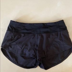 LULULEMON SPEED SHORTS